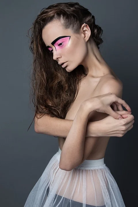 再瘦的女生都可以做「自體脂肪隆乳」 6 「瘦」不是自體脂肪隆乳的禁忌症,只要沒有抽脂過,再瘦的女生都可以做自體脂肪隆乳...